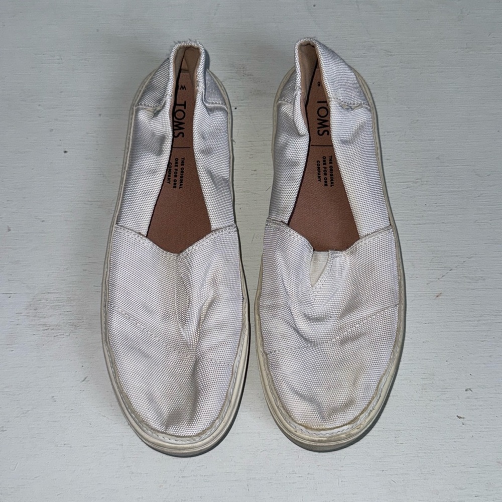 TOMS Shoes